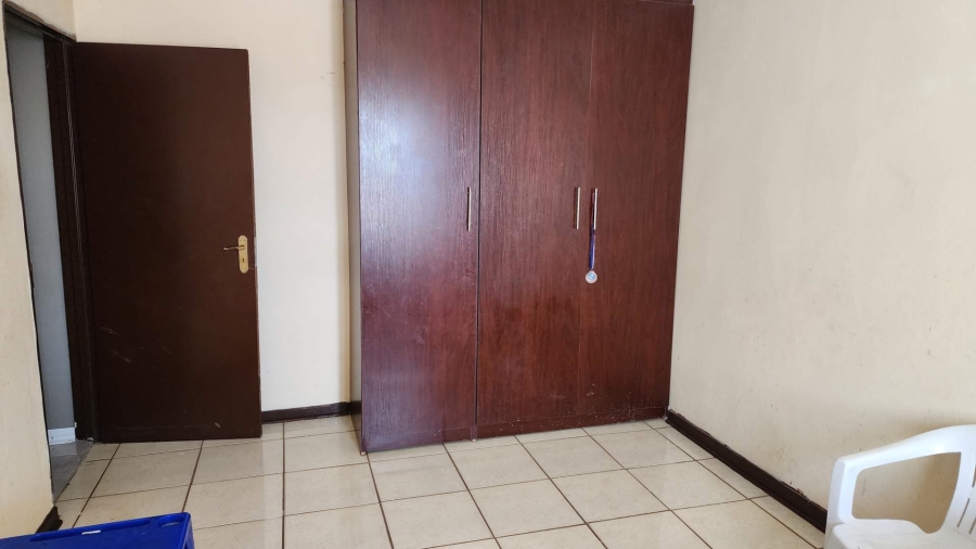 4 Bedroom Property for Sale in Lourierpark Free State